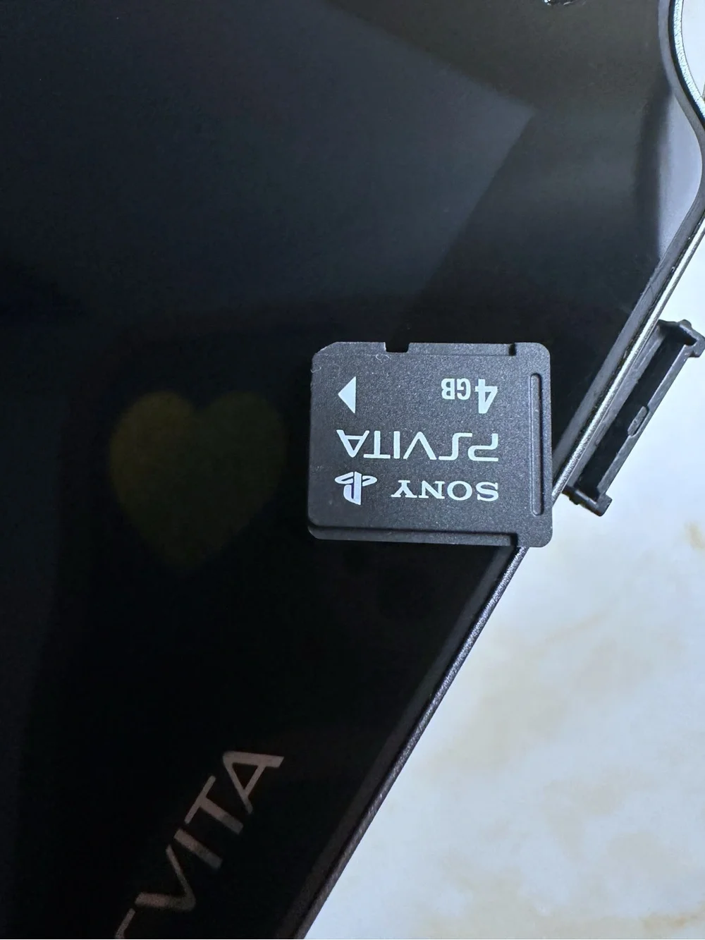 Sony PlayStation Vita PS Vita PCH-1001 in excellent condition.
